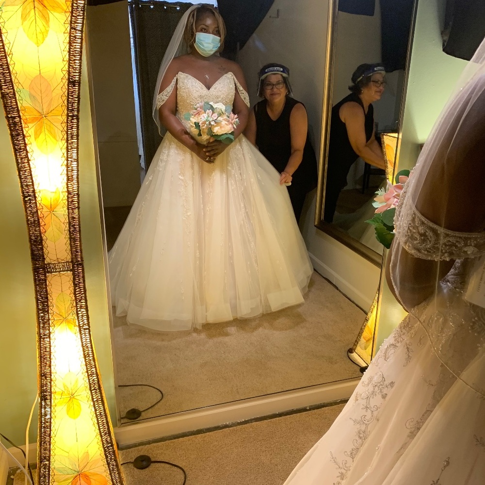 Wedding dress
